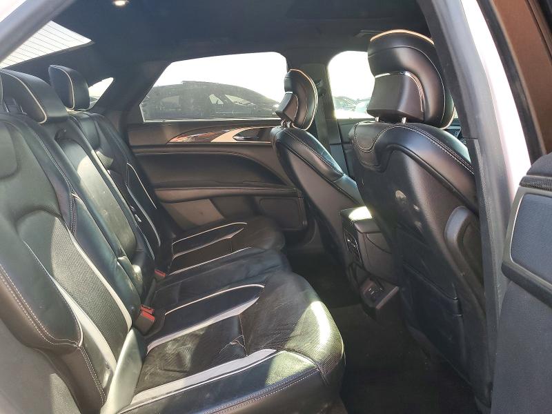 Photo 10 from auction – 2017 LINCOLN MKZ with VIN 3LN6L5FCXHR653250