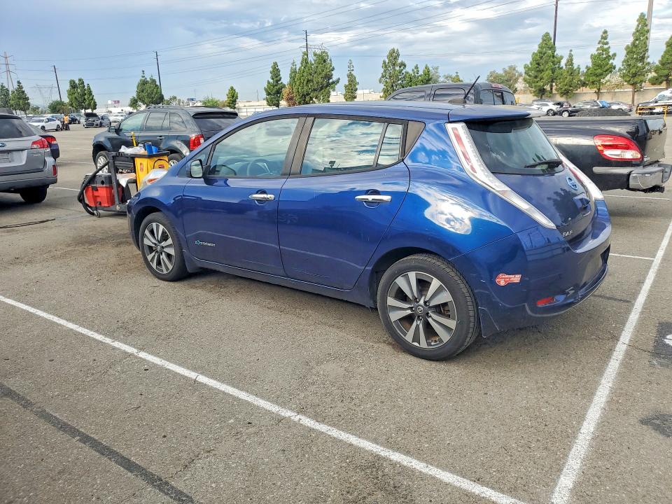 Photo 2 from auction – 2017 NISSAN LEAF with VIN 1N4BZ0CP9HC310607