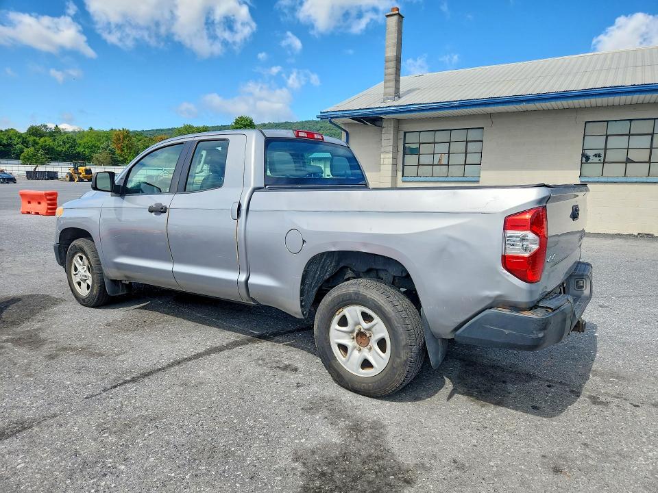 Photo 2 from auction – 2014 TOYOTA TUNDRA with VIN 5TFUM5F1XEX054584