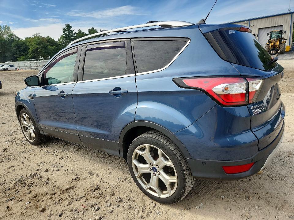Photo 2 from auction – 2018 FORD ESCAPE with VIN 1FMCU9J95JUB92475
