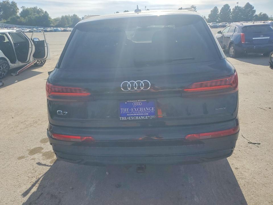 Снимка 6 от търг – 2023 AUDI Q7 с VIN WA1LXBF7XPD001047