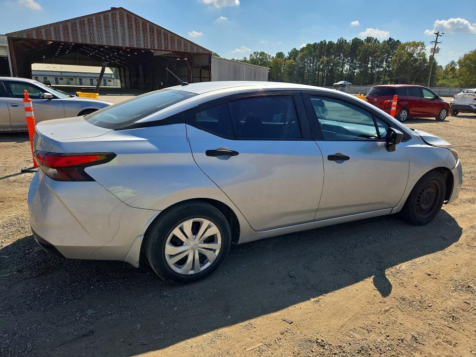 Photo 3 from auction – 2020 NISSAN VERSA with VIN 3N1CN8DV9LL900893
