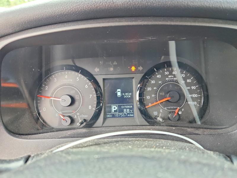 Photo 9 from auction – 2017 TOYOTA SIENNA with VIN 5TDJZ3DC9HS179762