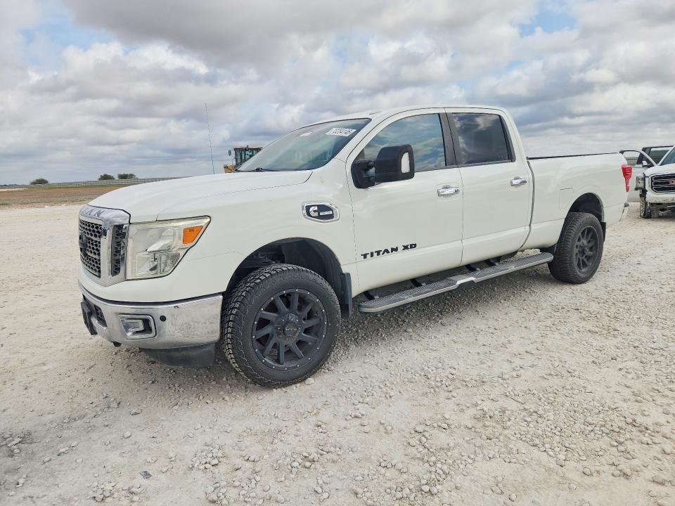 2017 NISSAN TITAN XD - Търг №70284146