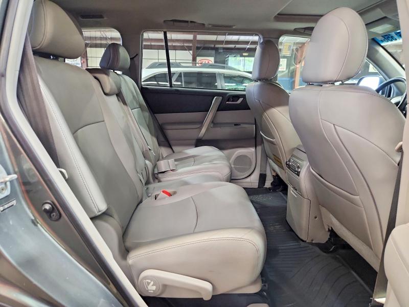 Photo 11 from auction – 2013 TOYOTA HIGHLANDER with VIN 5TDBK3EH3DS267882