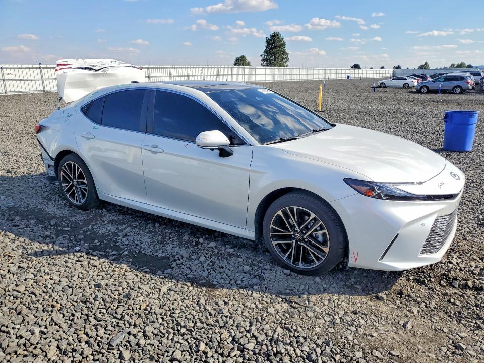 Photo 4 from auction – 2026 TOYOTA CAMRY with VIN 4T1DBADK9TU057562