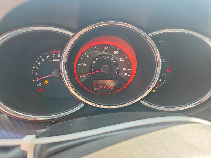Foto 9 de la subasta – 2011 KIA SORENTO con VIN 5XYKW4A29BG160163