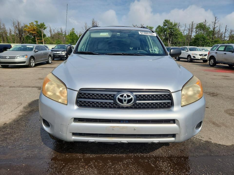 Photo 5 from auction – 2007 TOYOTA RAV4 with VIN JTMBD33V576029975