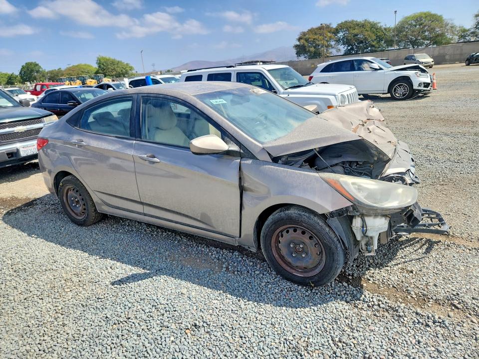 Photo 4 from auction – 2013 HYUNDAI ACCENT with VIN KMHCT4AE8DU312521