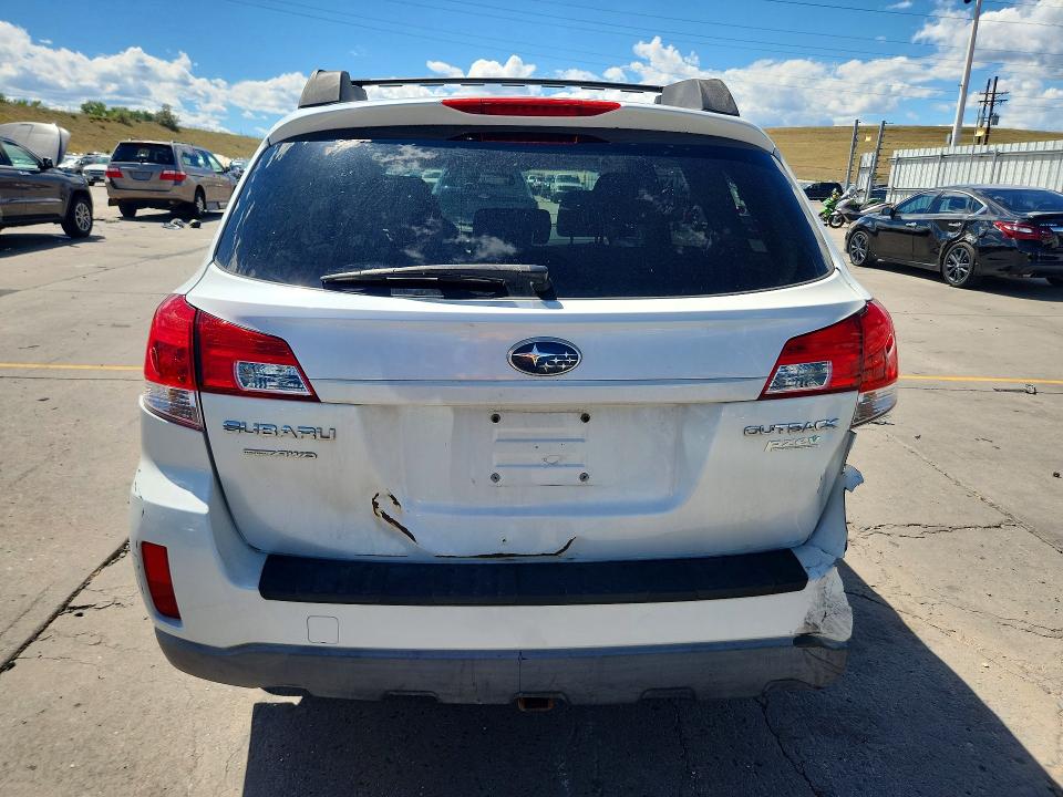 Photo 6 from auction – 2011 SUBARU OUTBACK with VIN 4S4BRBCC1B3315192