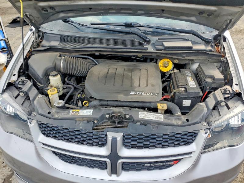 Photo 12 from auction – 2017 DODGE GRAND CARAVAN with VIN 2C4RDGEG0HR786846