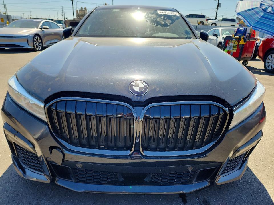 Photo 5 from auction – 2020 BMW 740 with VIN WBA7T2C04LGL17544