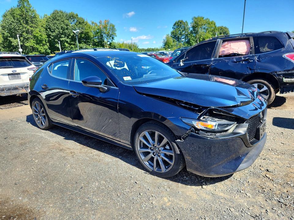 Photo 4 from auction – 2023 MAZDA 3 with VIN JM1BPAKM8P1622991