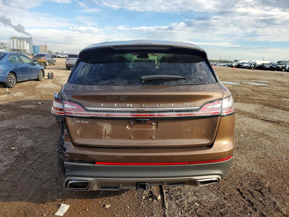 Снимка 6 от търг – 2022 LINCOLN NAUTILUS с VIN 2LMPJ8KP6NBL25634