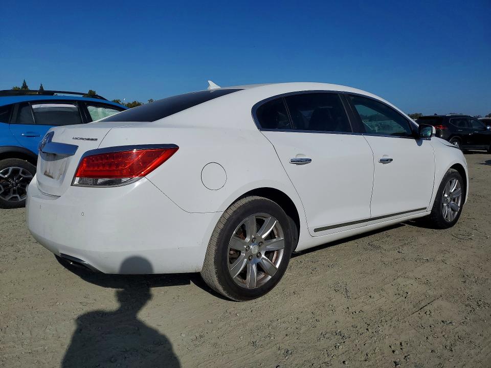 Photo 3 from auction – 2013 BUICK LACROSSE with VIN 1G4GC5E37DF177892