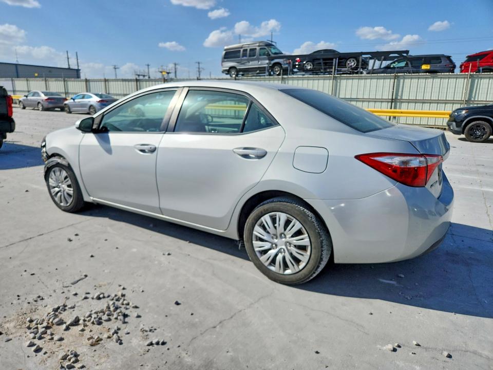 Zdjęcie 2 z aukcji – 2015 TOYOTA COROLLA z VIN 5YFBURHE1FP282908