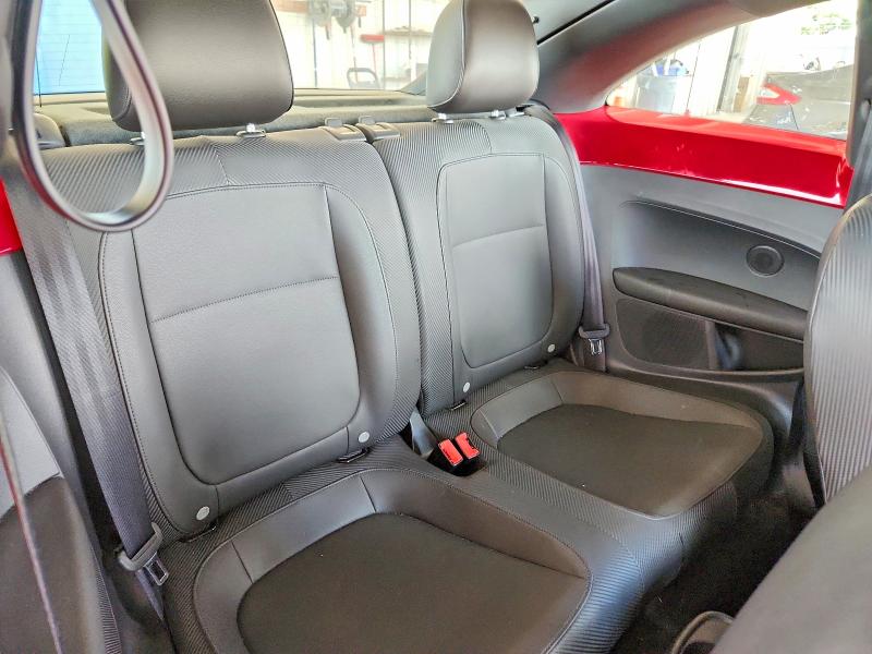 Photo 10 from auction – 2014 VOLKSWAGEN BEETLE with VIN 3VWJX7ATXEM606912