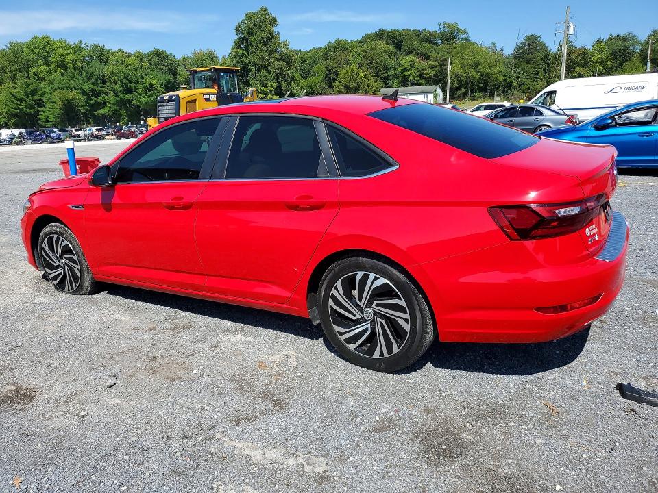 Снимка 2 от търг – 2020 VOLKSWAGEN JETTA с VIN 3VWE57BUXLM087534