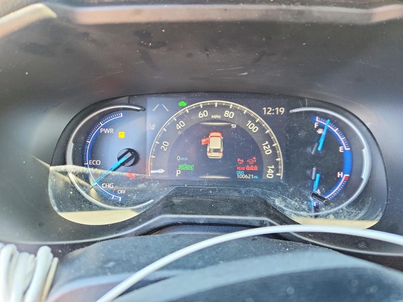 Photo 9 from auction – 2020 TOYOTA RAV4 with VIN 2T3EWRFV2LW063838