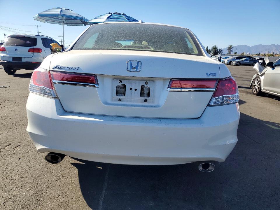 Photo 6 from auction – 2012 HONDA ACCORD with VIN 1HGCP3F81CA005506
