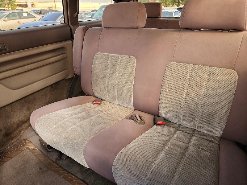 Photo 10 from auction – 1994 MAZDA MPV with VIN JM3LV5227R0626174