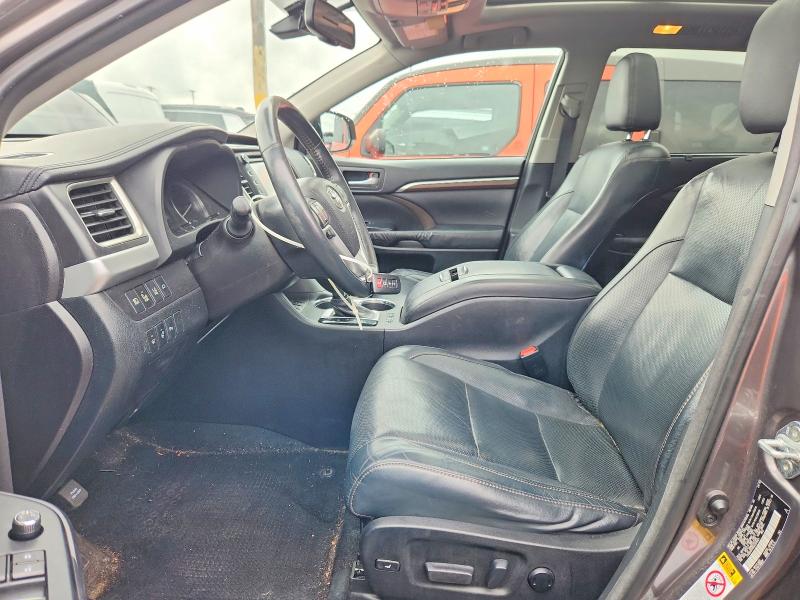 Фото 7 с аукциона – 2016 TOYOTA HIGHLANDER с VIN 5TDDKRFH5GS250824