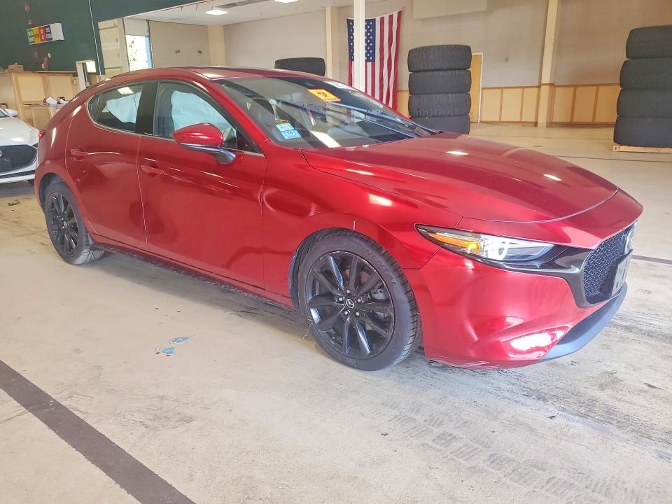 Photo 4 from auction – 2019 MAZDA 3 with VIN JM1BPBNMXK1145183