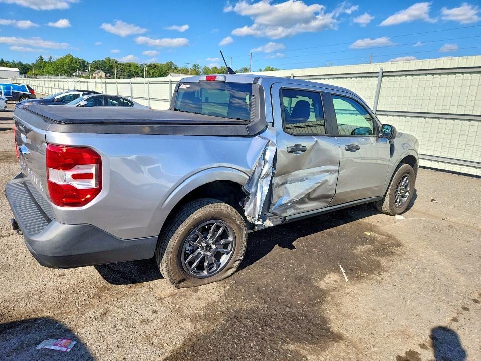 Photo 3 from auction – 2022 FORD MAVERICK with VIN 3FTTW8E30NRA08569