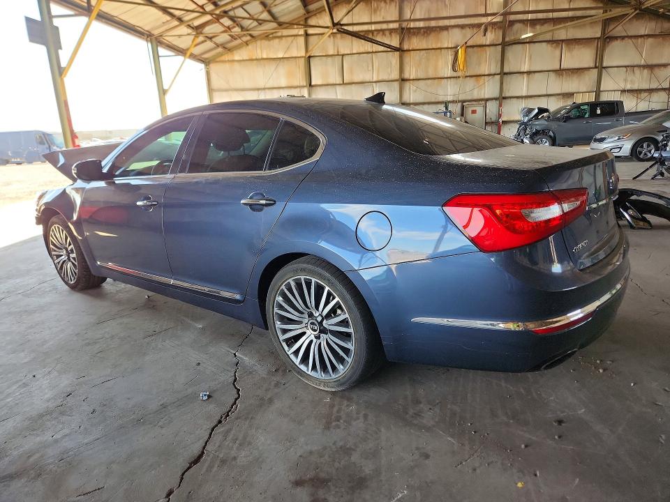 Foto 2 de la subasta – 2015 KIA CADENZA con VIN KNALN4D79F5176115