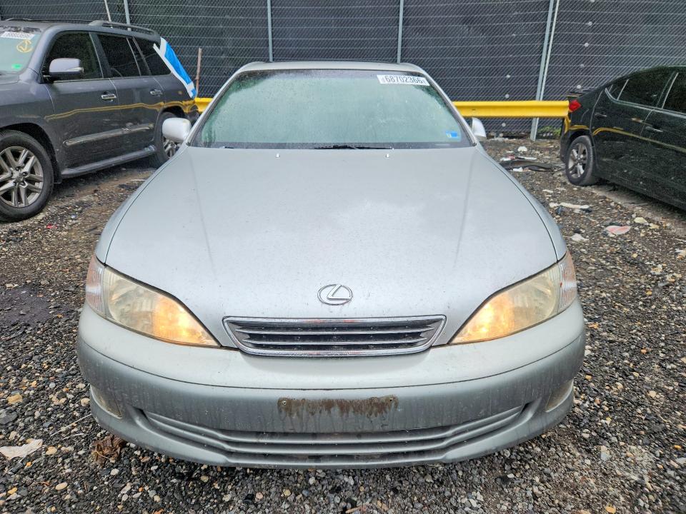 Zdjęcie 5 z aukcji – 2001 LEXUS ES z VIN JT8BF28G210303205