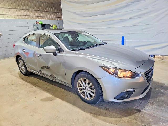 Photo 4 from auction – 2016 MAZDA 3 with VIN JM1BM1W75G1327568