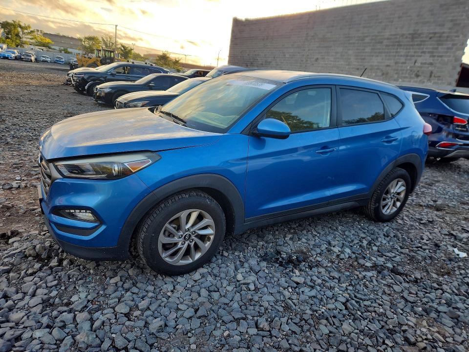 HYUNDAI TUCSON 2016 with VIN KM8J33A47GU094715 - Photo from auction
