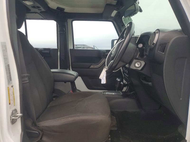 Снимка 7 от търг – 2015 JEEP WRANGLER UNLIMITED с VIN 1C4BJWKG5FL652106