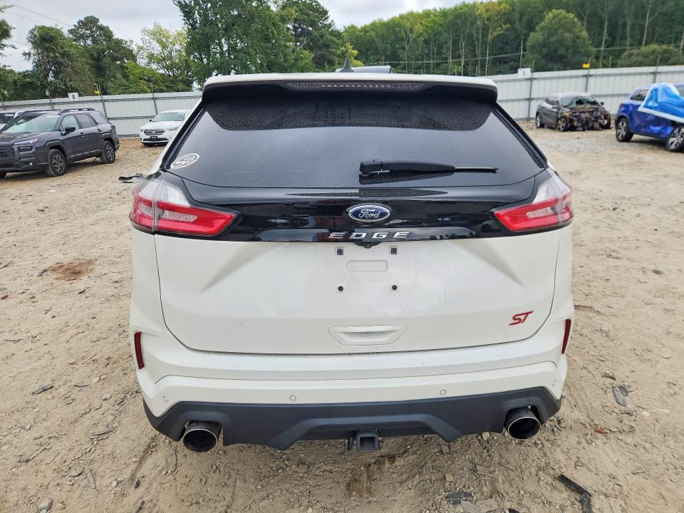 Снимка 6 от търг – 2023 FORD EDGE с VIN 2FMPK4AP6PBA54449