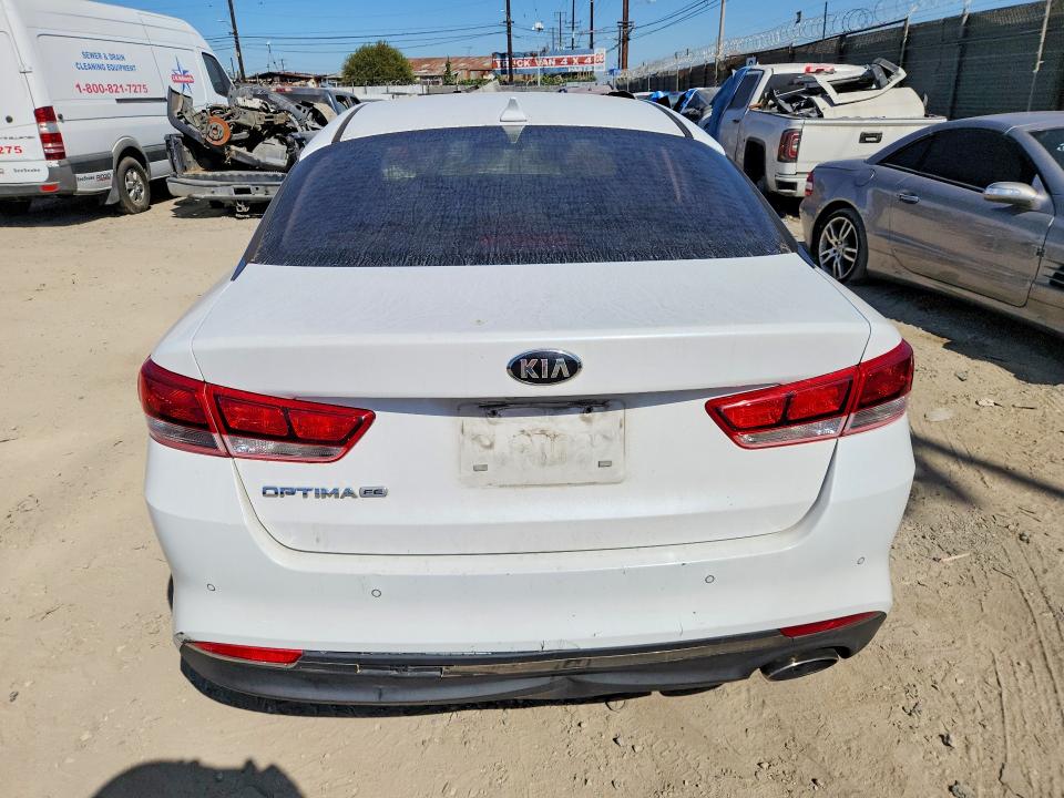 Photo 6 from auction – 2018 KIA OPTIMA with VIN 5XXGT4L36JG206443