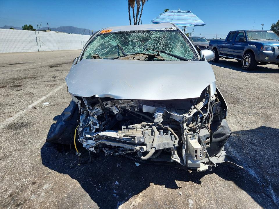 Фото 5 с аукциона – 2015 TOYOTA PRIUS с VIN JTDKN3DU2F0436480