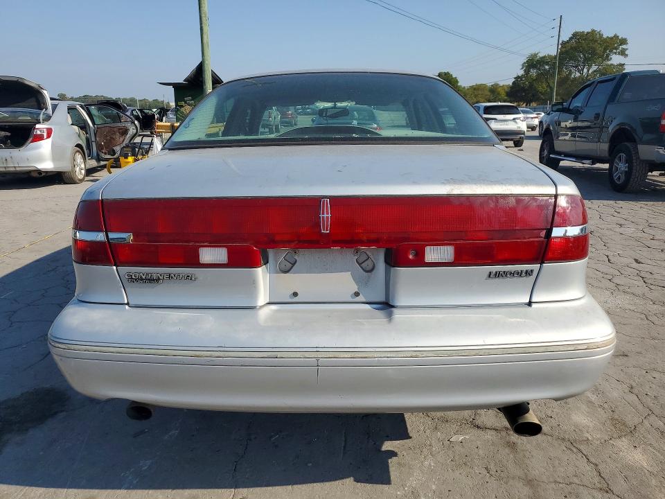 Zdjęcie 6 z aukcji – 1997 LINCOLN CONTINENTAL z VIN 1LNLM97V2VY731184