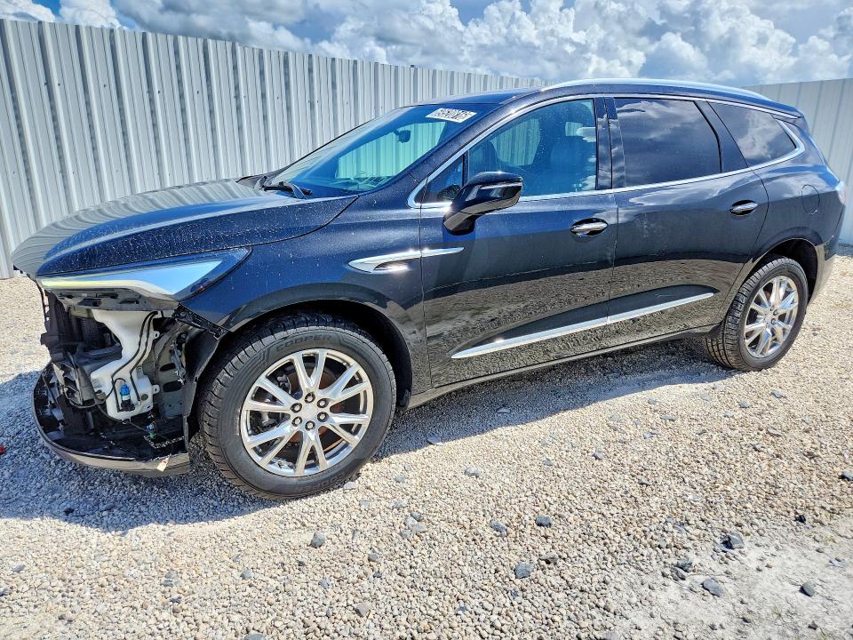 BUICK ENCLAVE 2022 with VIN 5GAEVBKW6NJ134244 - Photo from auction