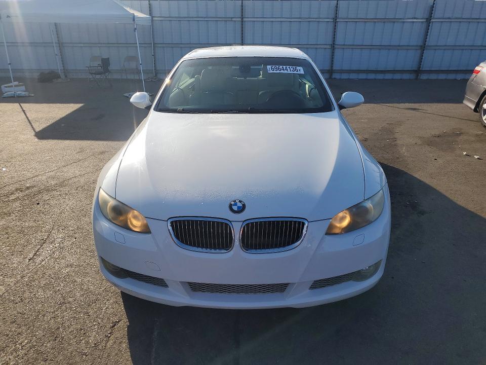 Photo 5 from auction – 2009 BMW 335 with VIN WBAWL73509P180289