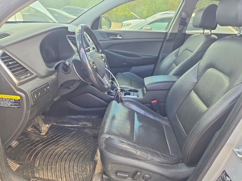 Photo 7 from auction – 2017 HYUNDAI TUCSON with VIN KM8J3CA41HU552394
