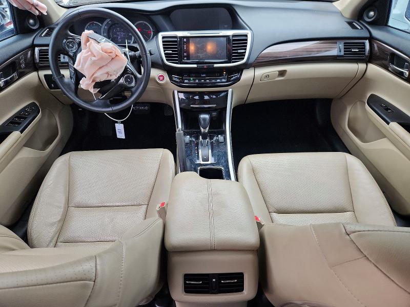 Photo 8 from auction – 2016 HONDA ACCORD with VIN 1HGCR2F85GA003977