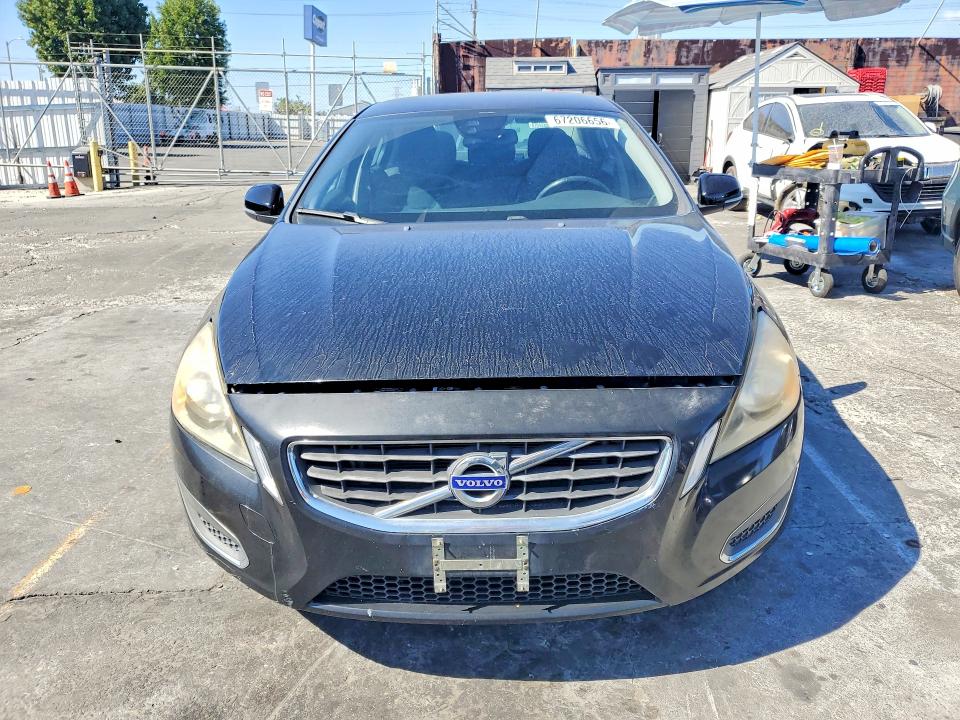 Foto 5 de la subasta – 2012 VOLVO S60 con VIN YV1622FS9C2034160