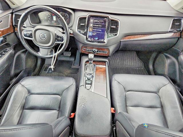 Photo 8 from auction – 2017 VOLVO XC90 with VIN YV4102KK0H1163135