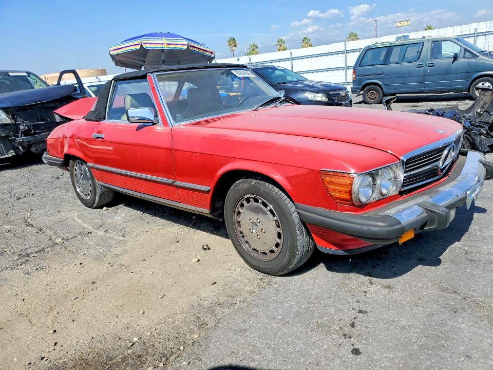 Photo 4 from auction – 1989 MERCEDES-BENZ 560 with VIN WDBBA48D7KA104792