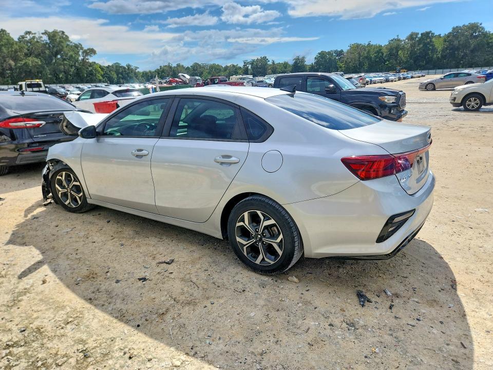 Фото 2 с аукциона – 2020 KIA FORTE с VIN 3KPF24AD3LE190997