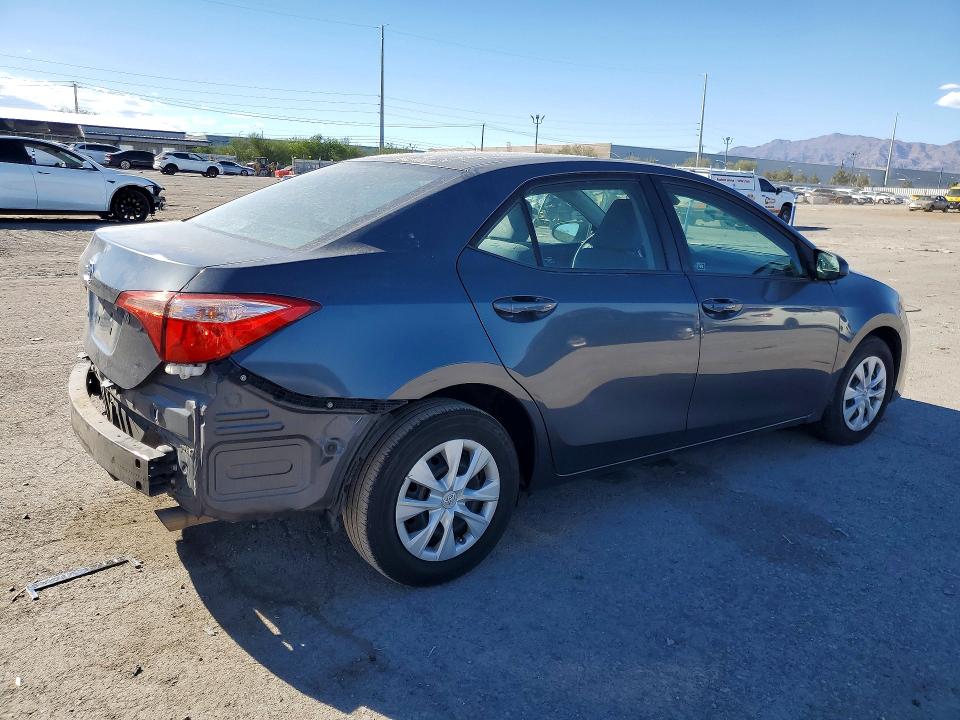 Photo 3 from auction – 2017 TOYOTA COROLLA with VIN 5YFBURHE4HP581487