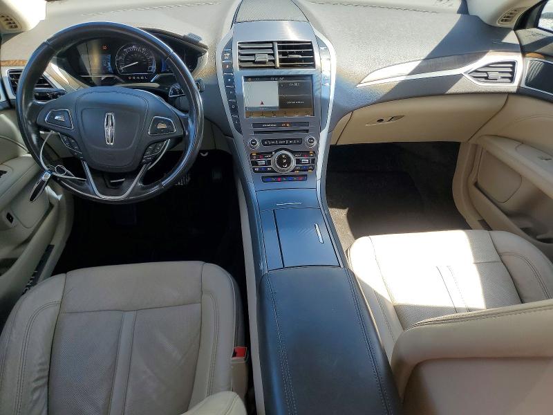 Photo 8 from auction – 2017 LINCOLN MKZ with VIN 3LN6L5MU1HR609861