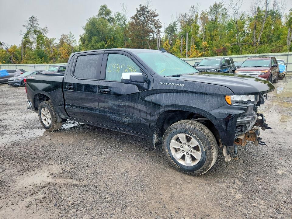 Photo 4 from auction – 2019 CHEVROLET SILVERADO with VIN 3GCUYDED0KG132963