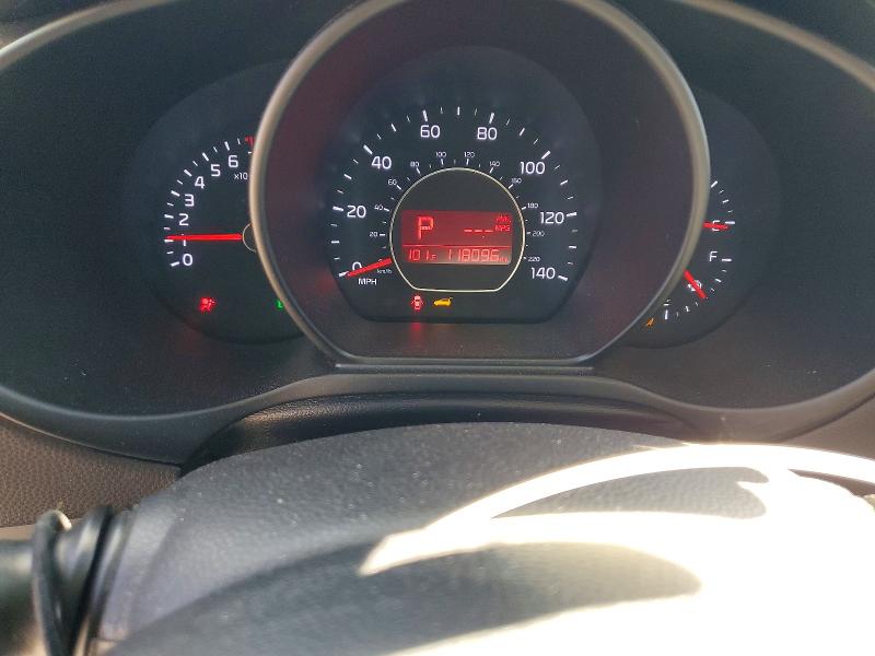 Photo 9 from auction – 2016 KIA SOUL with VIN KNDJN2A2XG7269593