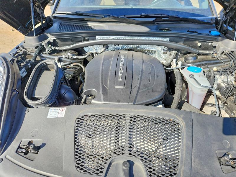 Photo 12 from auction – 2018 PORSCHE MACAN with VIN WP1AA2A54JLB24343